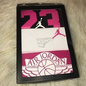 BABY GIRL JORDAN SET